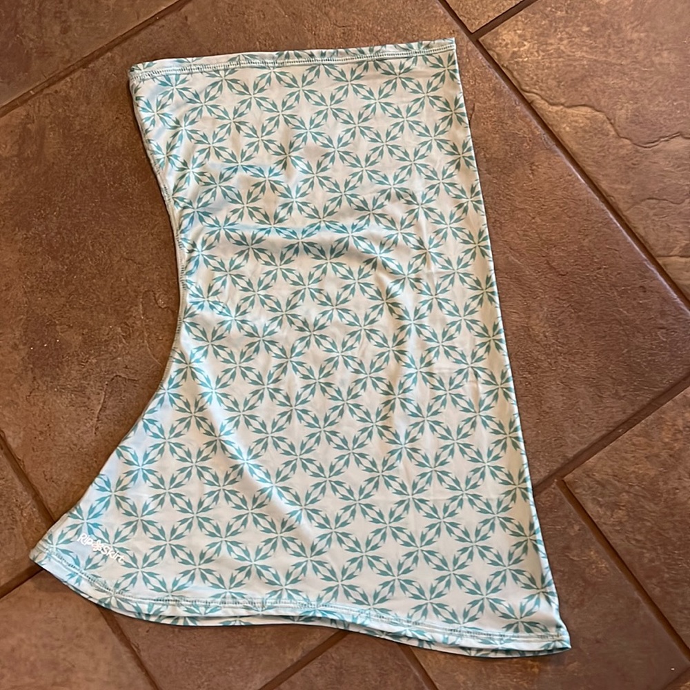 RipSkirt Hawaii neck scarf/gaiter new without tag